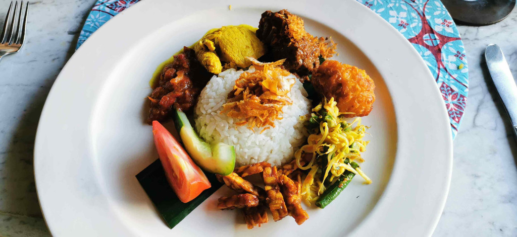 зN ڨqComoQQ Uma Ubud16