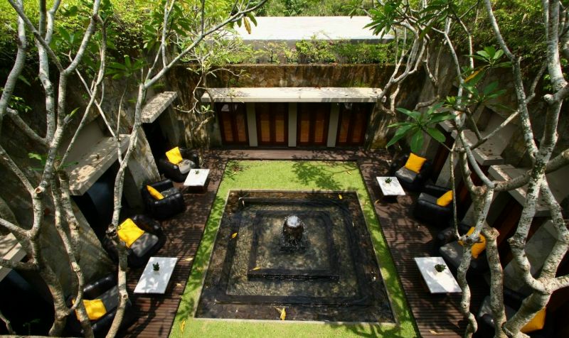 зN ڨqMaya Ubud 17